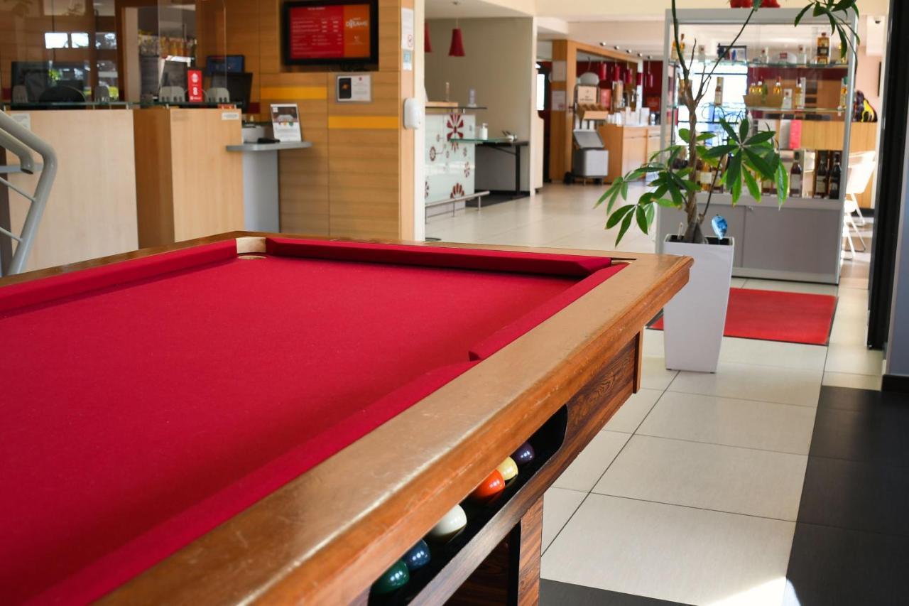 Ibis Saintes Hotel Екстериор снимка
