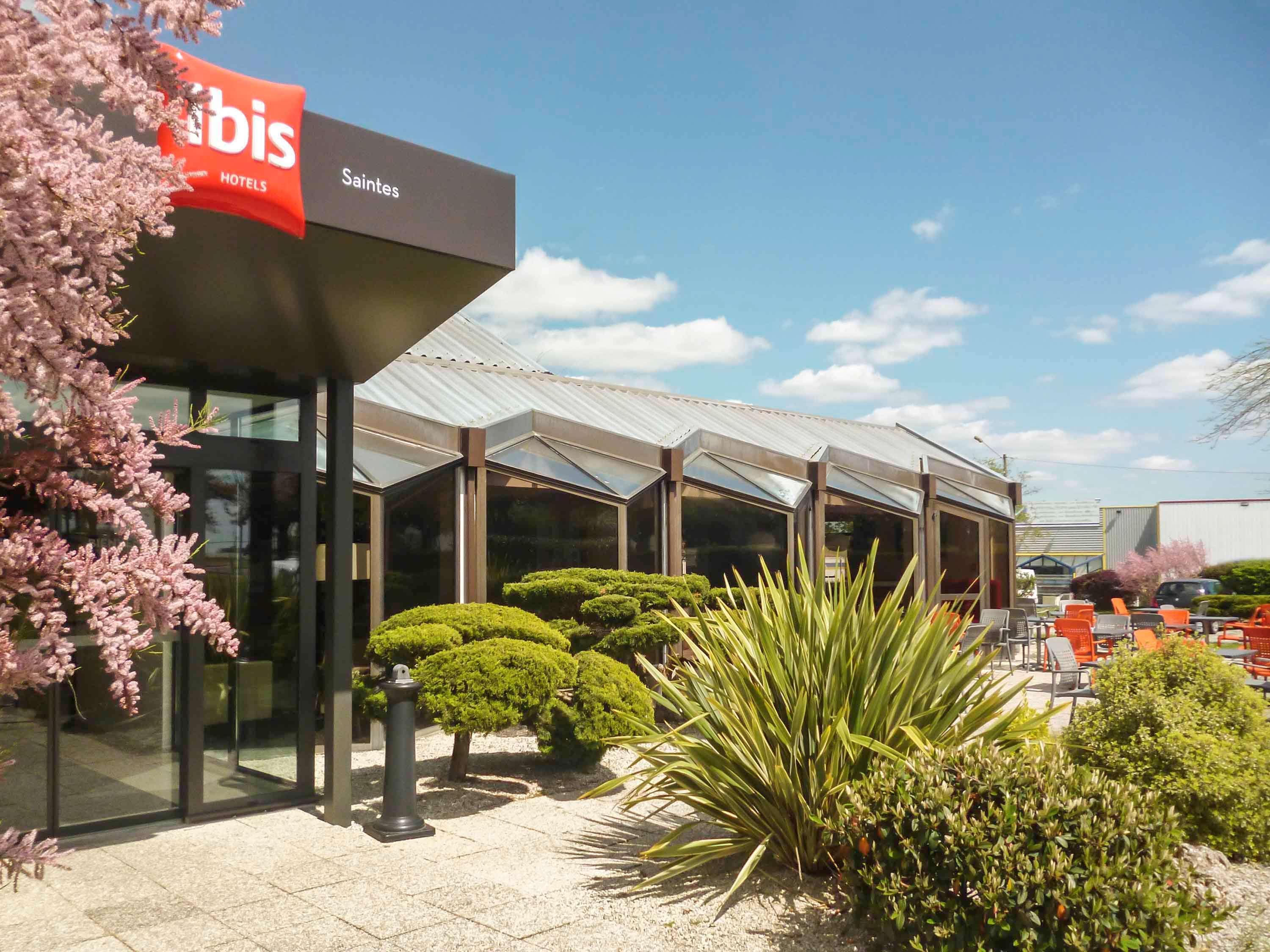 Ibis Saintes Hotel Екстериор снимка