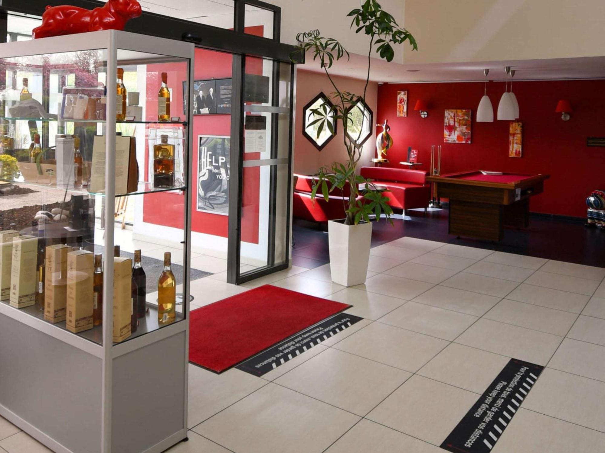 Ibis Saintes Hotel Екстериор снимка