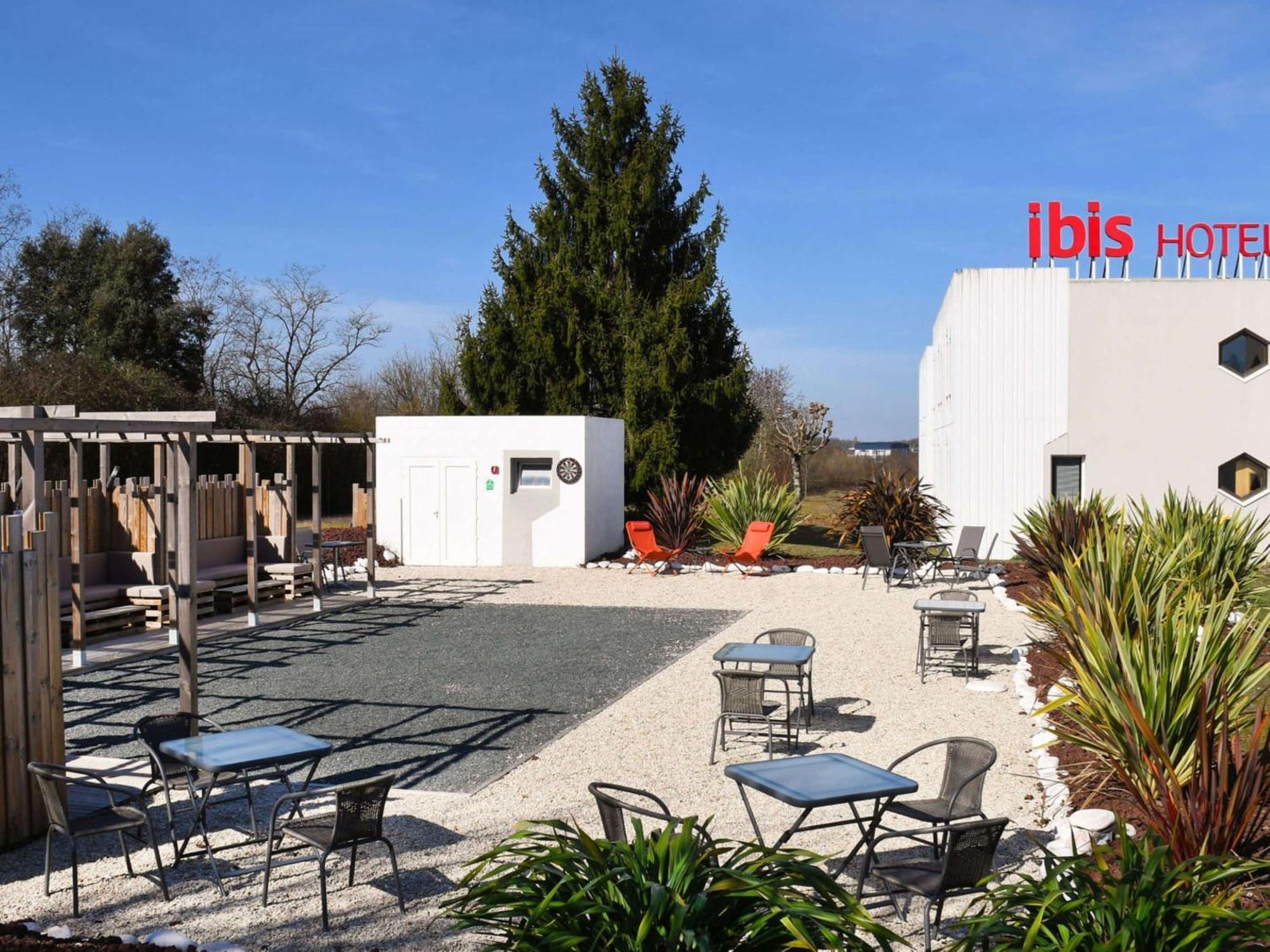 Ibis Saintes Hotel Екстериор снимка